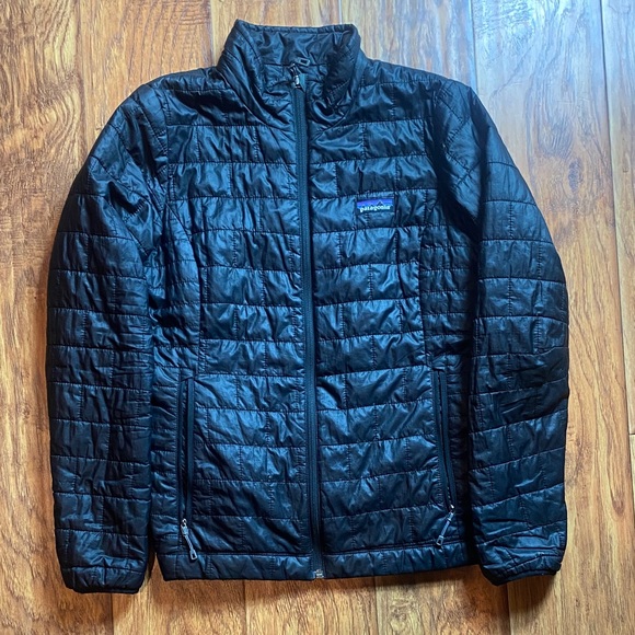 Patagonia Jackets & Blazers - Patagonia women’s small black puffer Jacket